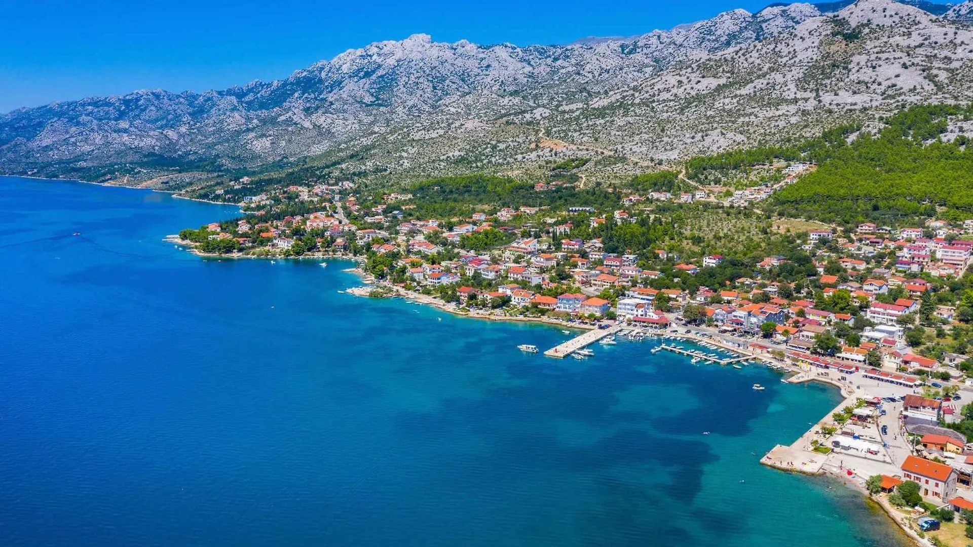 Apartments In Starigrad-Paklenica 43533 Croatia